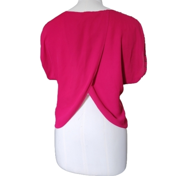 Forever 21 short sleeves blouse brass pearls detail color pink size medium - Picture 6 of 6